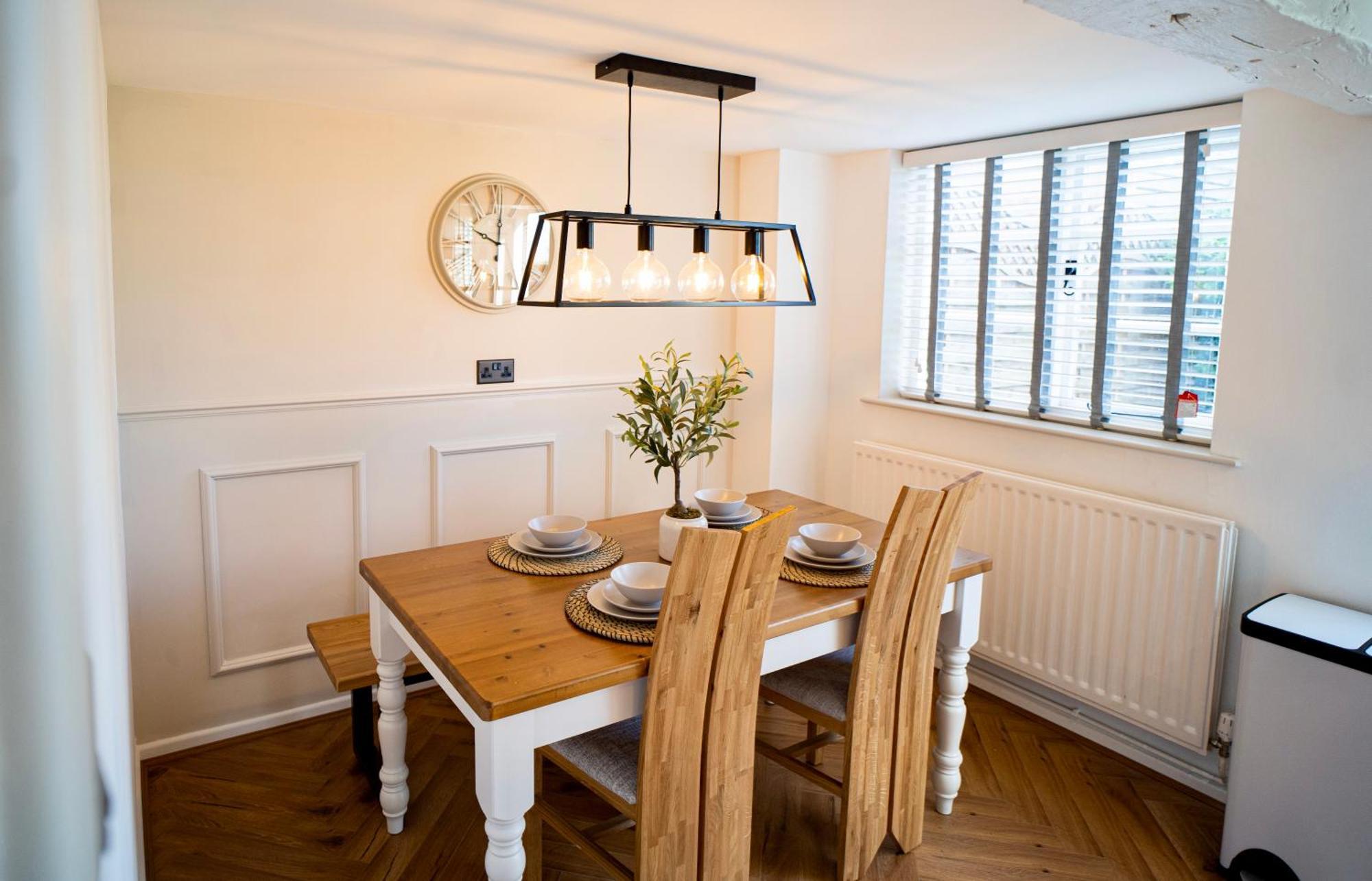 Stylish 2 Bedroom With Hot Tub And Parking * Bewdley