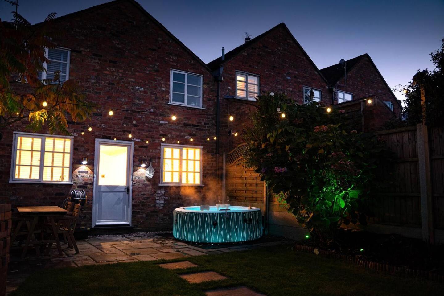 Holiday home Stylish 2 Bedroom With Hot Tub And Parking Bewdley